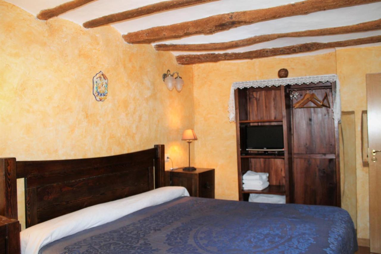 La Bodega Del Camino Aka Albergue On Thele Lorca  Kültér fotó
